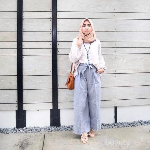 3 Atasan  Hijab  Paling Stylish untuk Padu Padan dengan 