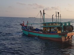 Masuk RI, Kapal Maling Ikan Kena Ciduk di Selat Malaka