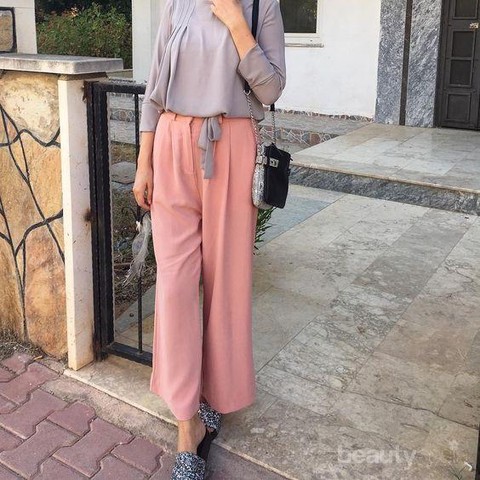 Ootd Baju Blouse Wanita - 50 Best Hijab Styles On Instagram 2020 For