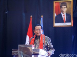 Mahfud Md: Pemerintah Serius Atasi Corona, tapi Tak Takut Berlebihan