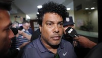 Polisi Paraguay juga menangkap adik Ronaldinho, Roberto. AP Photo/Jorge Saenz.