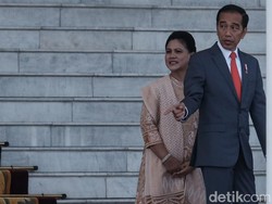 Video Jokowi dan Ibu Negara Umumkan Negatif Corona