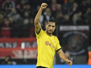 Emre Can Tolak Man United Karena Liverpool