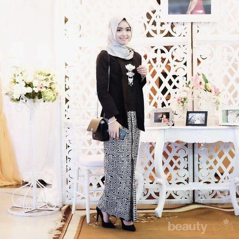 20+ Trend Terbaru Kebaya Jaman Dulu Berhijab