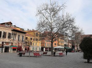 Pasar Terkenal di Roma Pun Kini Tampak Sepi