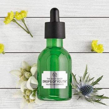 Mau Serum Bermanfaat dengan Maksimal? Gunakan The Body Shop Drops Of Youth Youth Concentrate (Pre-Serum)