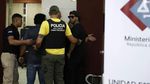 Penampakan Ronaldinho Saat Ditangkap Polisi Paraguay