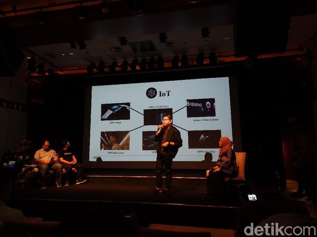 Oppo: Tahun Ini Bakal Banyak Produk AI Oppo: Tahun Ini Bakal Banyak Produk AI