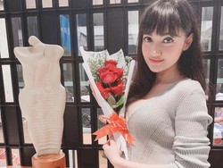 Marcella Simon Posting Foto Dibaptis