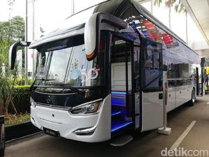 Mau Coba Enaknya Rebahan di Sleeper Bus? Mau Coba Enaknya Rebahan di Sleeper Bus?