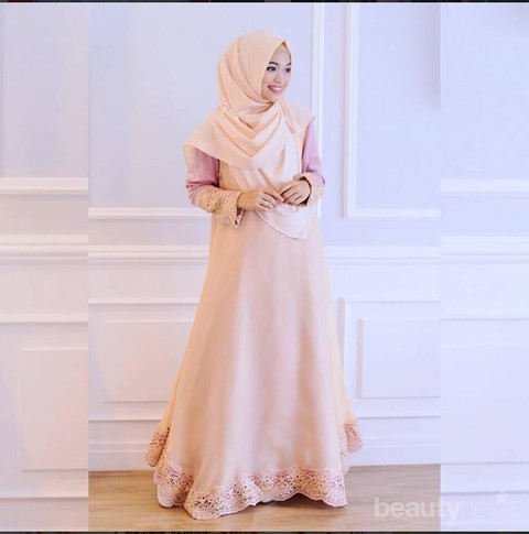 Dress muslimah hotsell simple elegan