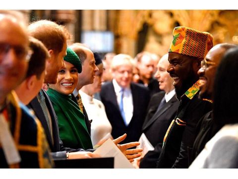Menguak Bahasa Tubuh di Acara Istana: Meghan Bahagia, Harry Tertekan