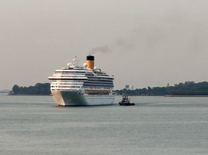 Ditolak Thailand dan Malaysia, Kapal Costa Fortuna Berlabuh di Singapura