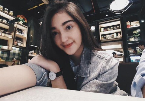 Walau Masih Remaja, Wajah Artis-Artis Indonesia Ini Sukses Bikin Cowok Gagal Move On!