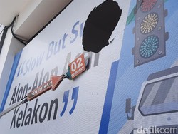 Viral Acungkan Jari Tengah, Mahasiswa Perusak Pospol Diciduk di Kos