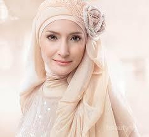 Ini Perubahan Style Hijab di Indonesia Sejak Tahun 90an Hingga Sekarang