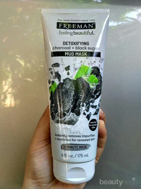 Freeman Detoxifying Charcoal Black Sugar Mud Mask Masker Wajah Untuk Dapatkan Kulit Bersih Dan Kinclong