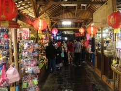 Pasar Apung, Destinasi Liburan Murah di Kota Batu