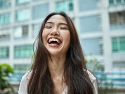 Apa yang Menyebabkan Rasa Bahagia Bisa Muncul?