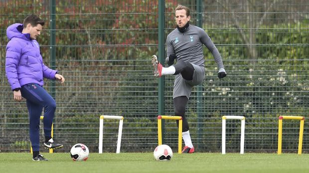 Harry Kane mulai menjalani latihan ringan usai operasi hamstring.