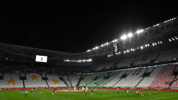 Pemerintah Italia akan menghentikan sementara seluruh pertandingan olahraga, termasuk Serie A. Sebelumnya, beberapa laga Seria A digelar tanpa suporter.