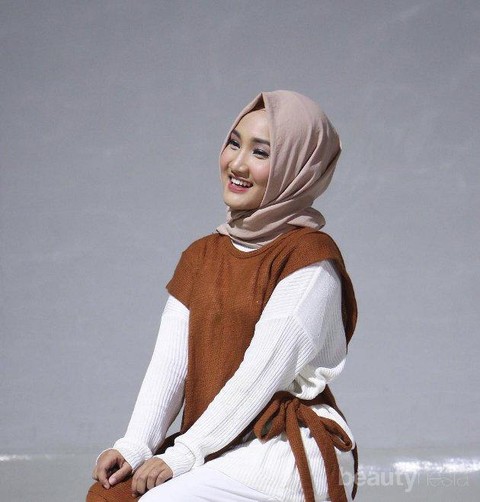 Ini Lho Pilihan Warna  Hijab yang  Cocok  untuk  Si Kulit  Sawo  