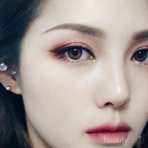 Make Up Ala Korea Ini Akan Membuat Mata