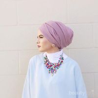 Hijabers, Ternyata Ini Deretan Warna Hijab Yang Diklaim Akan Jadi Tren ...