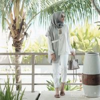 Simpel Tapi Elegan, Style Hijab Casual Ala Selebgram Hijab Ini Memang ...