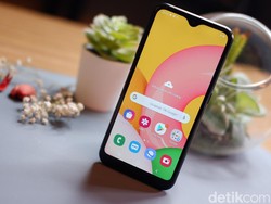 Samsung Mendaratkan Ponsel Kelas Pemula, Harganya?