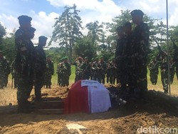 Duka di Pemakaman Prajurit TNI yang Tertembak KKB Papua