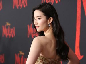 Netizen China Ukur Donasi Artis Terkait Corona, Bintang Mulan Dihujat Netizen China Ukur Donasi Artis Terkait Corona, Bintang Mulan Dihujat