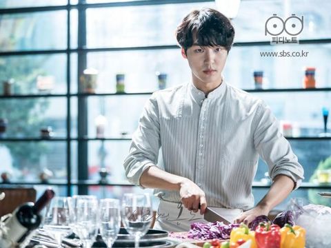 5 Drama Korea Romantis dengan Karakter Utama Chef Tampan
