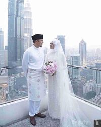 Inspirasi Gaun Pengantin Muslimah Ala Artis Indonesia