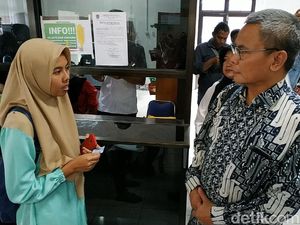 Johan Budi Datangi Disdukcapil Pacitan, Ini Komentarnya Johan Budi Datangi Disdukcapil Pacitan, Ini Komentarnya