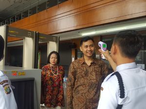Antisipasi Virus Corona, PN Jakpus Cek Suhu Tubuh Pengunjung Sidang