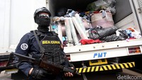 Bea Cukai Respons soal Pelanggaran Viral di Medsos: 21 Pegawai Dihukum!