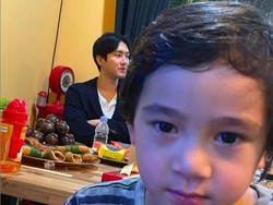 Sambut Kedatangan Siwon SuJu, Raffi Ahmad Gelar Karpet Merah