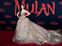 Cantiknya Bintang Mulan Liu Yifei Bak Princess Saat Premier Film