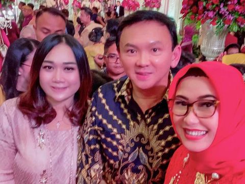 Temani Ahok Kondangan, Penampilan Puput Nastiti Dipuji Cantik