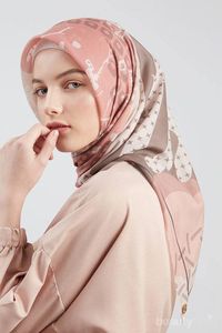 3 Jenis Bahan Hijab Yang Nyaman Untuk Kamu Pakai Seharian