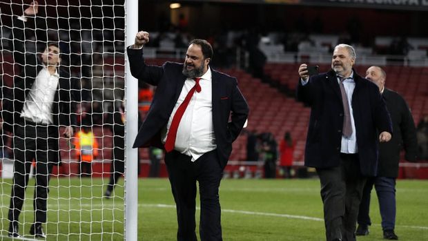 Evangelos Marinakis pemilik klub Olympiakos Piraeus positif virus corona. (