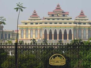 Usaha Aung San Suu Kyi Pangkas Kekuasaan Militer di Parlemen Myanmar Gagal