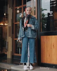 casual jeans hijab