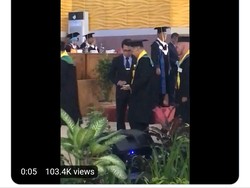 Penjelasan Unnes soal Viral Satu Per Satu Wisudawan Disemprot Sanitizer