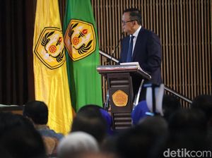 Menteri Edhy Prabowo Raih Gelar Doktor dari Unpad