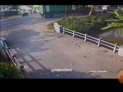 5 Kendaraan Terlibat Kecelakaan di Pati, Satu Tewas dan Empat Luka