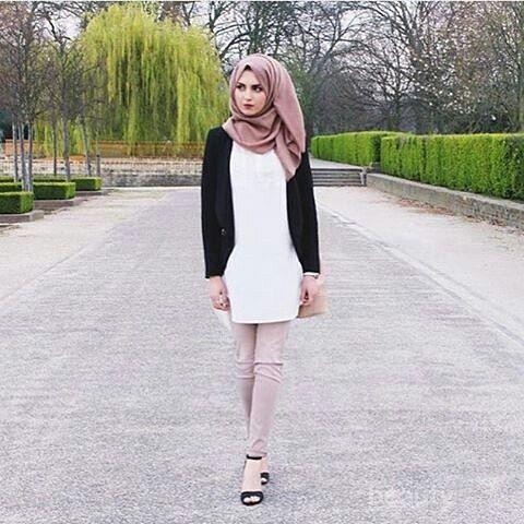 Ini Pilihan Style Hijab yang Tepat untuk Wanita dengan Tubuh Kurus dan