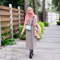 outfit overall hijab