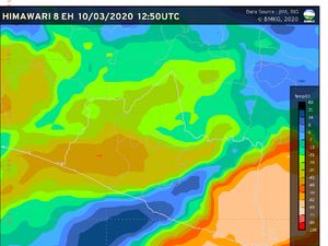 BMKG: Diprediksi Hujan Deras dan Petir Melanda Yogya hingga Sore BMKG: Diprediksi Hujan Deras dan Petir Melanda Yogya hingga Sore